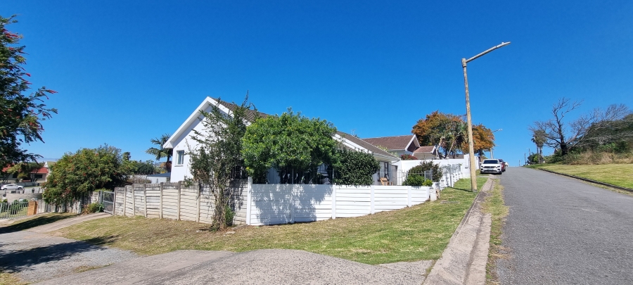 6 Bedroom Property for Sale in Saxilby Eastern Cape